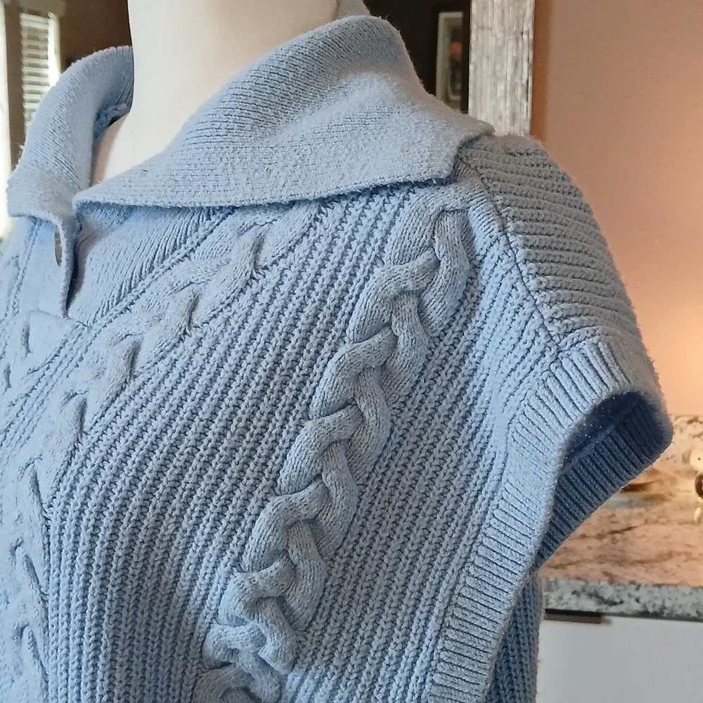 Talbots Blue Cable Knit Sweater Sleeveless Size M - Picture 4 of 8
